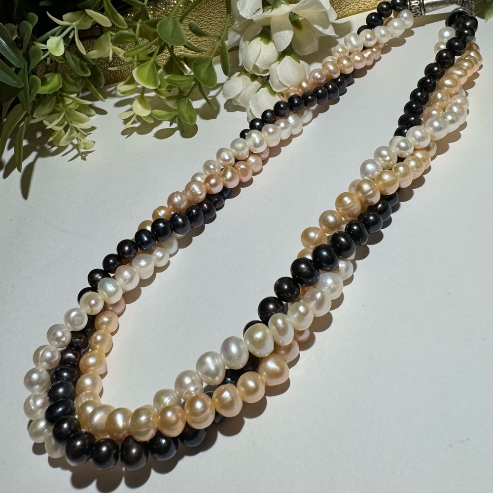 Vintage Handmade Tripe Strand Genuine Pearl Necklace. Black, white, & cream